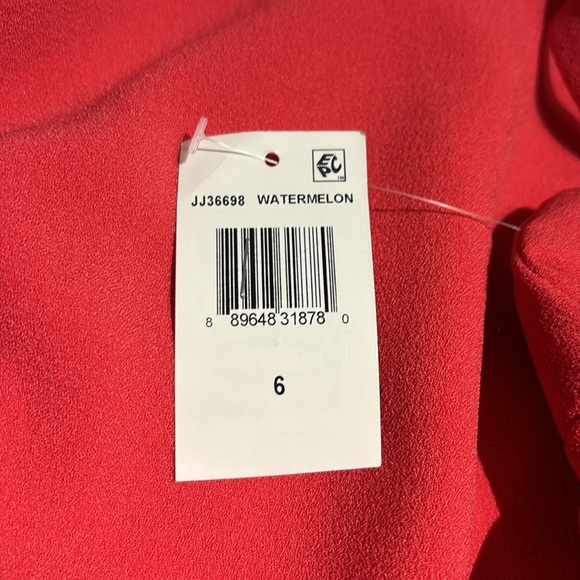 JULIA JORDAN | Tie Neck Ruffle Dress - Watermelon - Size 6 | NWT - Picture 4 of 4